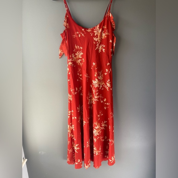 SIMPLE RETRO, size small. TALL burnt orange  STRAPPY MIDI DRESS IN DITSY FLORAL - Picture 7 of 9